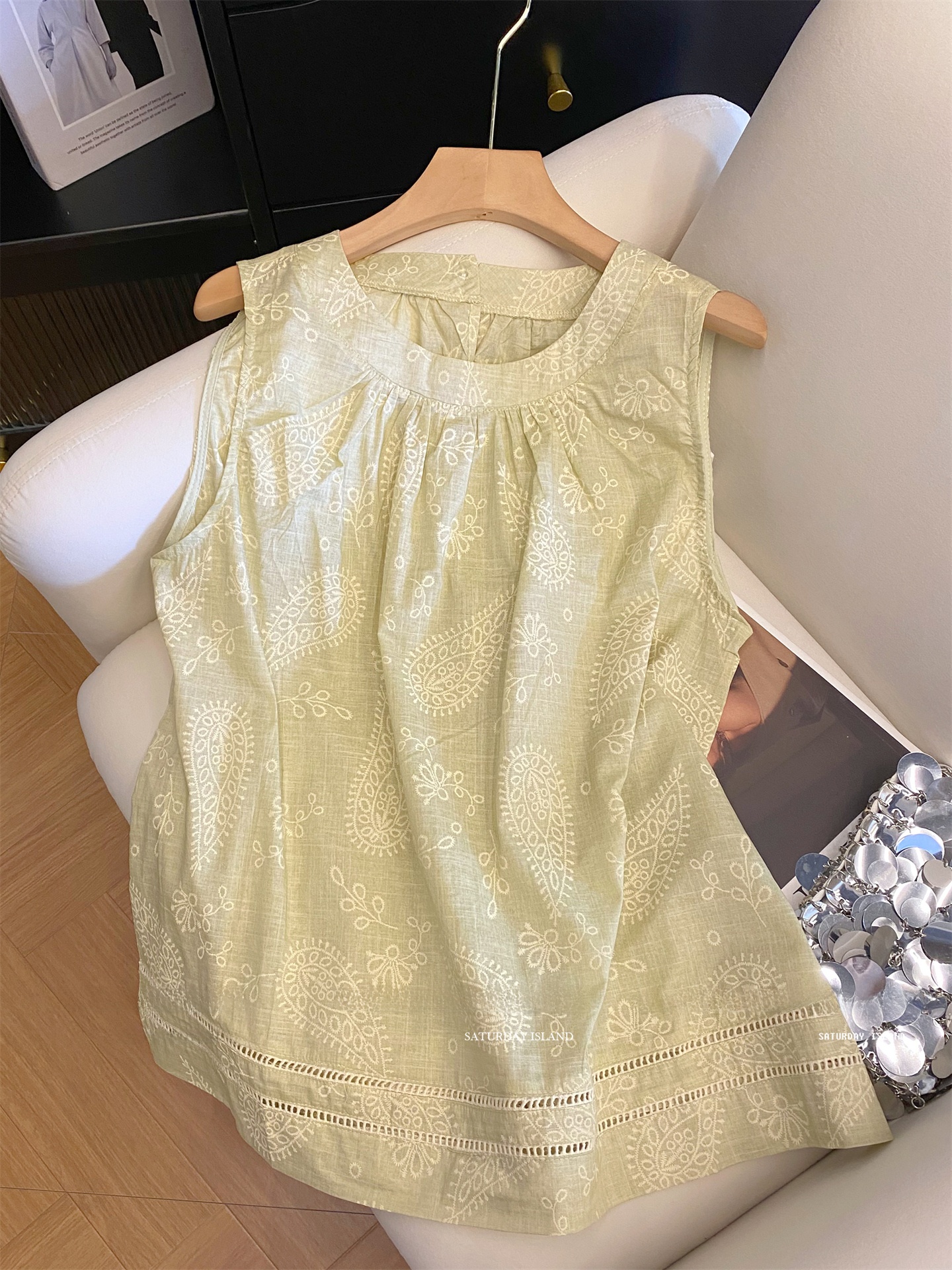Embroidery Unique Design - Korean Design round Neck Sleeveless Shirt