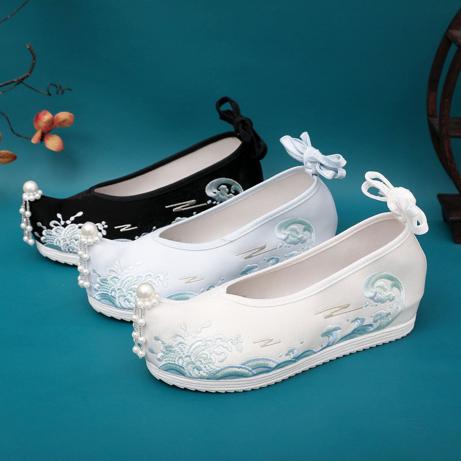 Embroidery Dress - Waves Hanfu Shoes Female Embroidered Ancient