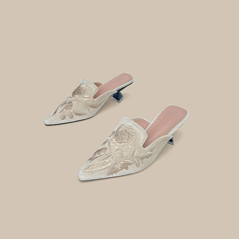 Embroidery Velour Women Shoes  - Embroidery Design のレビューと価格
