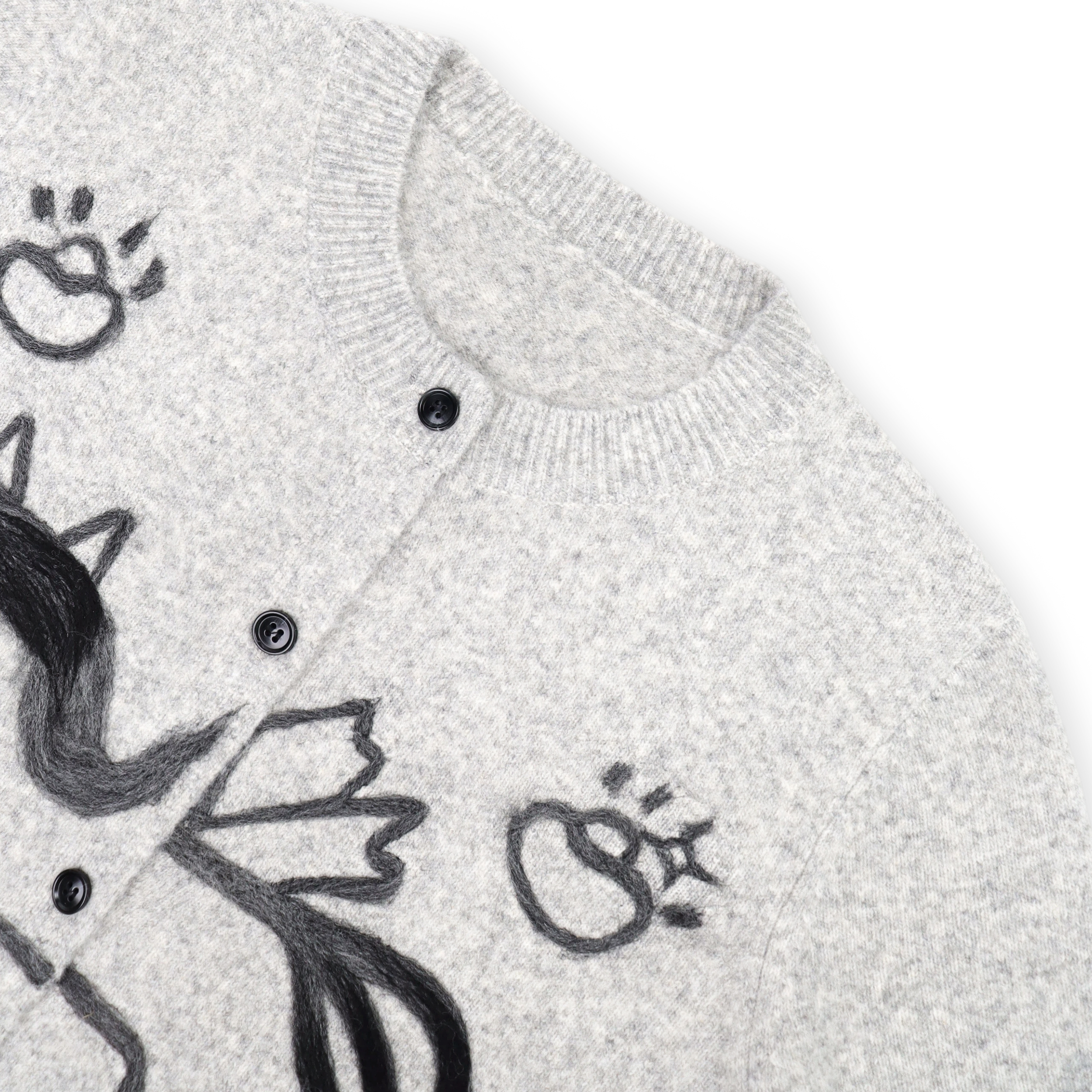 Stylish and versatile, this un - Embroidery Unique Design のレビューと価格