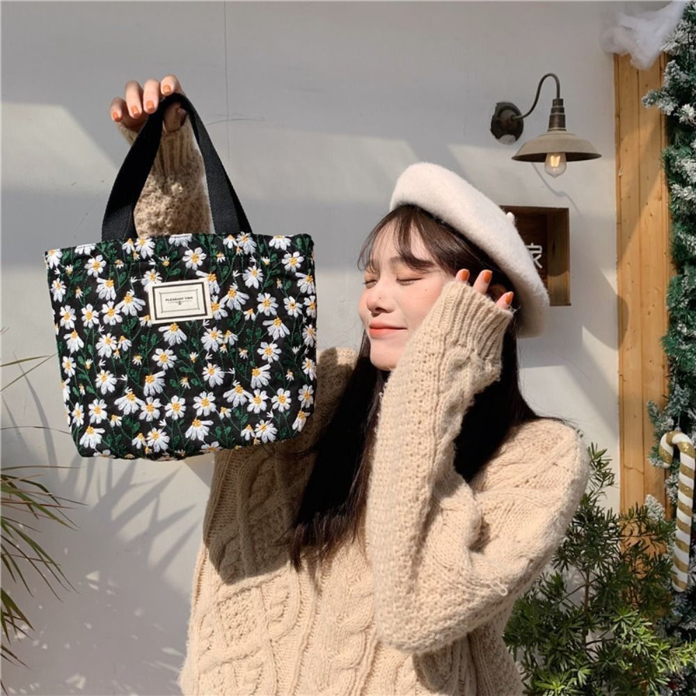 Large Capacity Sweet Embroider - Embroidery Daisy のレビューと価格