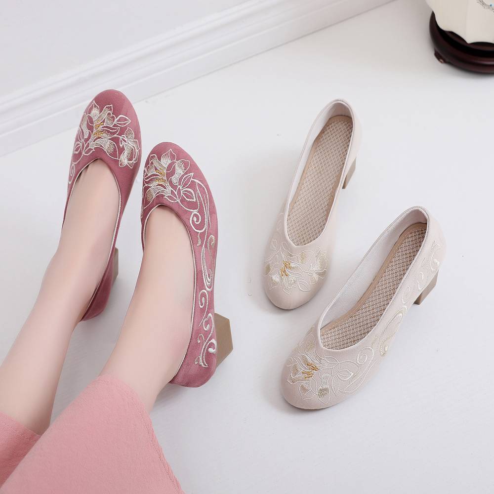 2026 Women's Wine Red & Beige  - Embroidery Red のレビューと価格