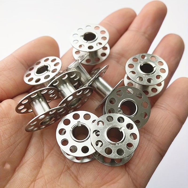 83Pcs Reusable Metal Bobbins,  - Embroidery Diy のレビューと価格