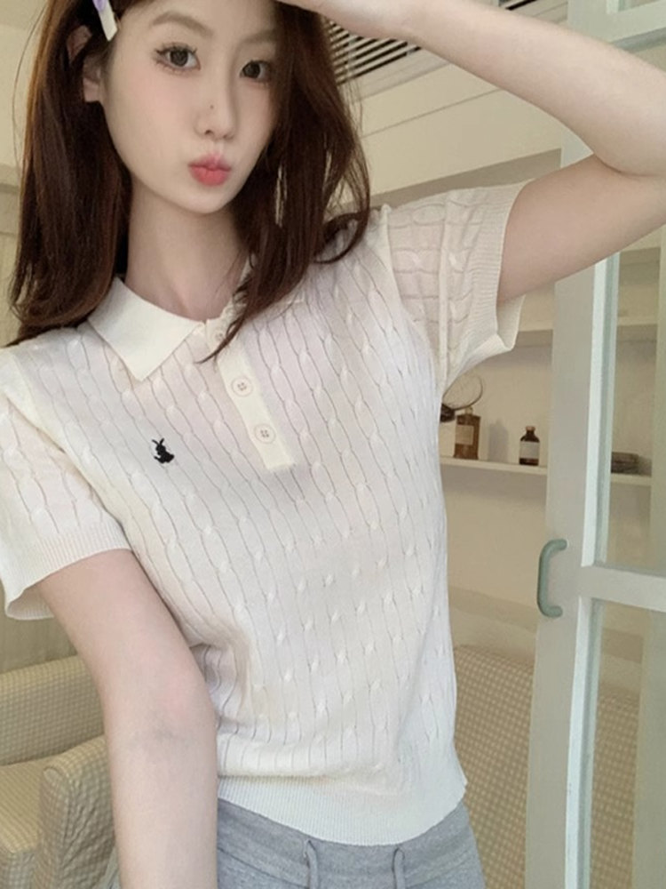 Unique  Collar T-irt Women's B - Embroidery Unique Design のレビューと価格