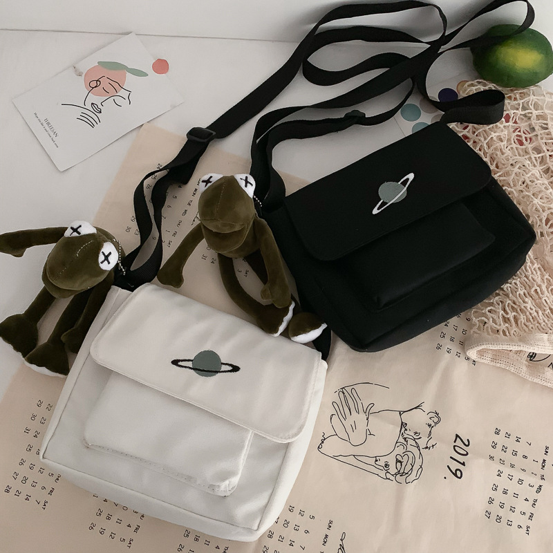 Casual Collage Student Messeng - Embroidery Pattern のレビューと価格