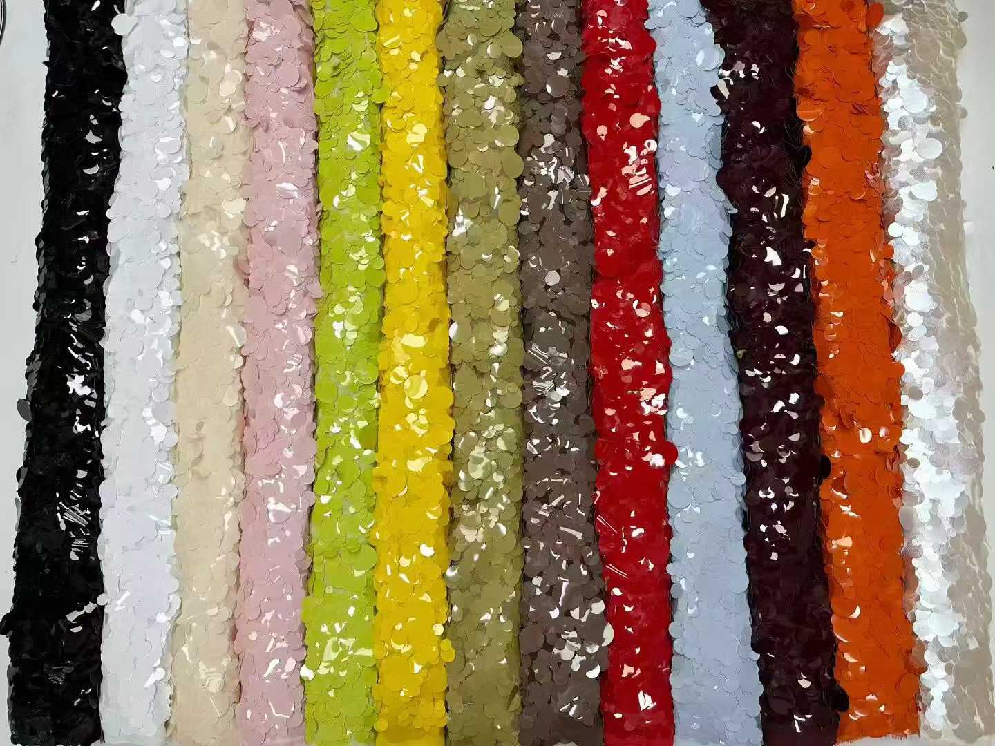 Madison-African Rose 3D Sequin - Embroidery Net Fabric のレビューと価格