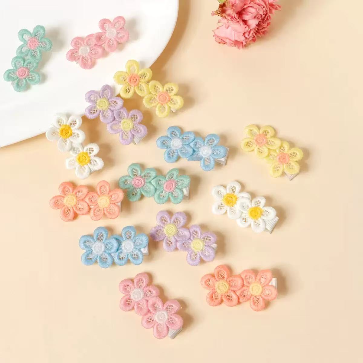 14pcs Embroidery Little Daisy  - Embroidery Daisy のレビューと価格