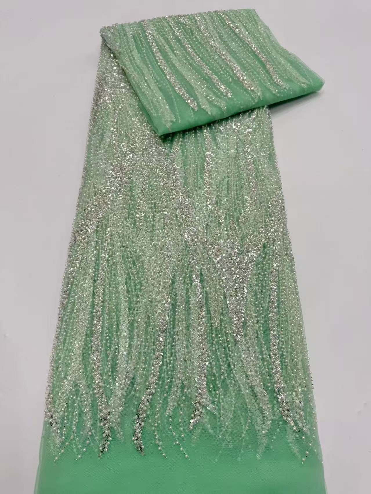Luxury High Grade Shiny Sequin - Embroidery Net Fabric のレビューと価格