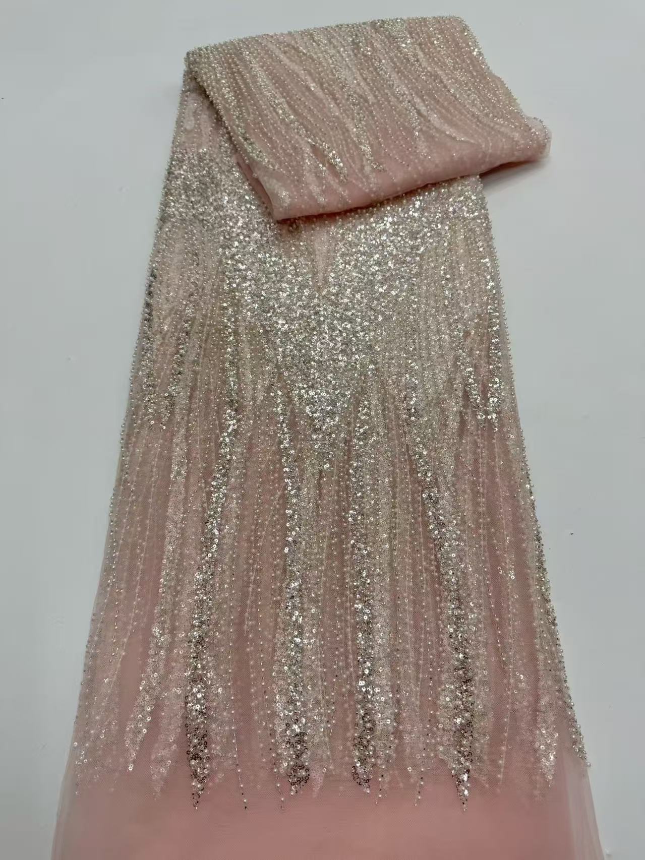 Luxury High Grade Shiny Sequin - Embroidery Net Fabric のレビューと価格
