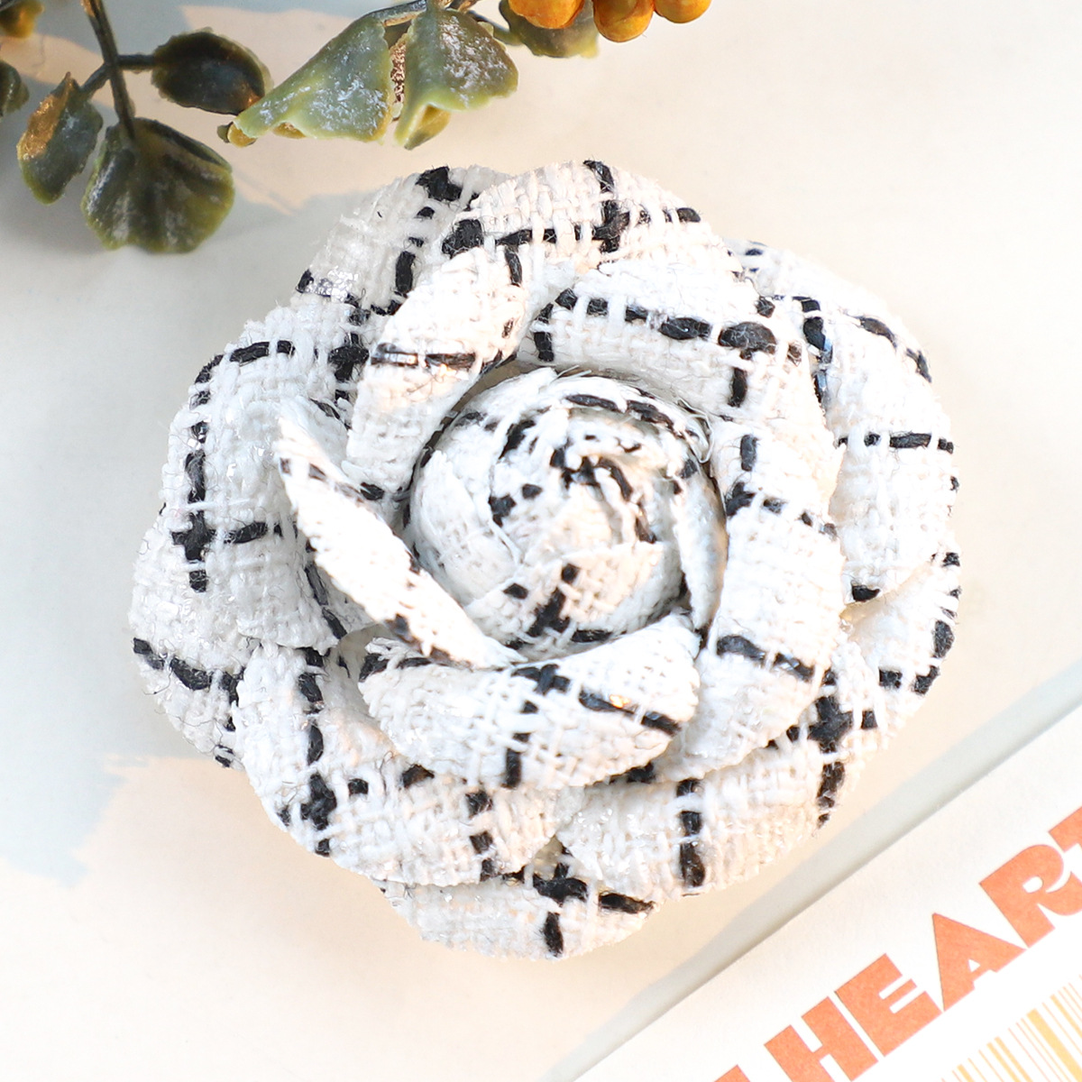 6CM Camellia Brooch for Women  - Embroidery Kaftan のレビューと価格
