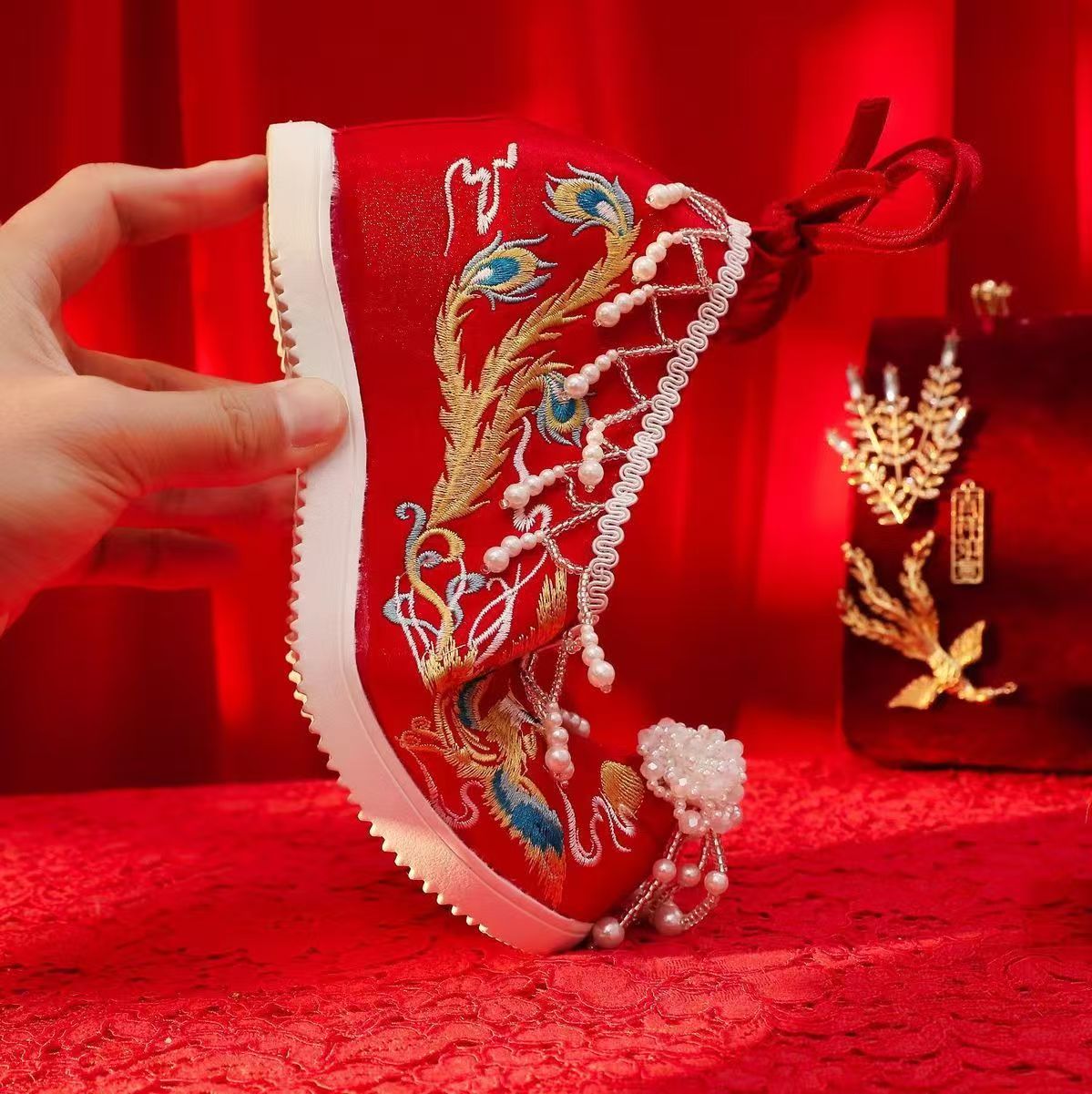 Women New Red Embroidered Wedd - Embroidery Red のレビューと価格