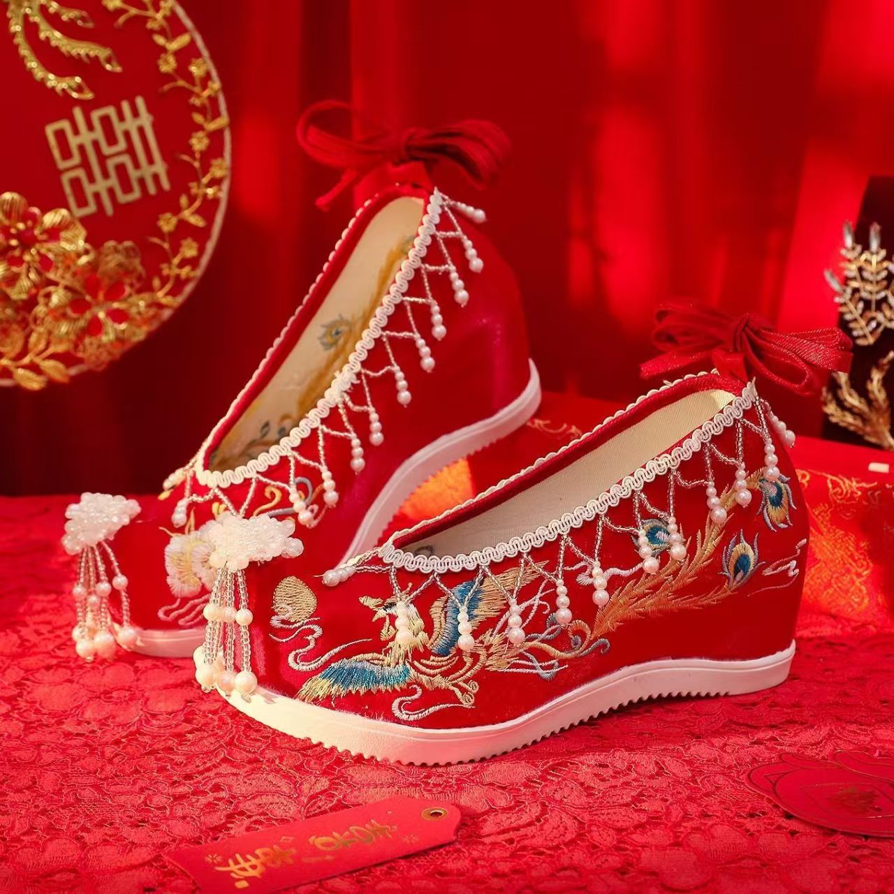 Women New Red Embroidered Wedd - Embroidery Red のレビューと価格