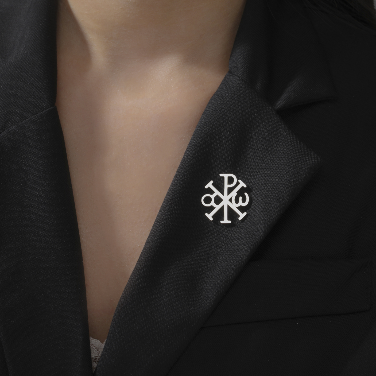 Lucktune Chi-Rho Alpha Omega B - Embroidery Alpha のレビューと価格