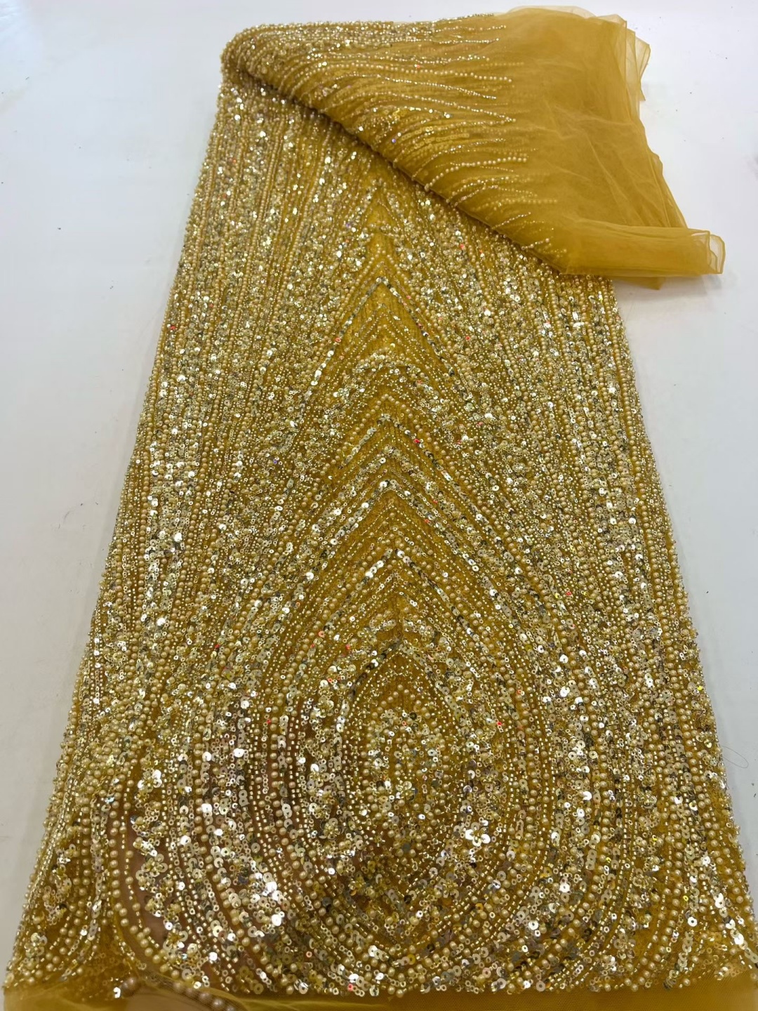 Unique Luxury Exquisite High-e - Embroidery Unique Design のレビューと価格