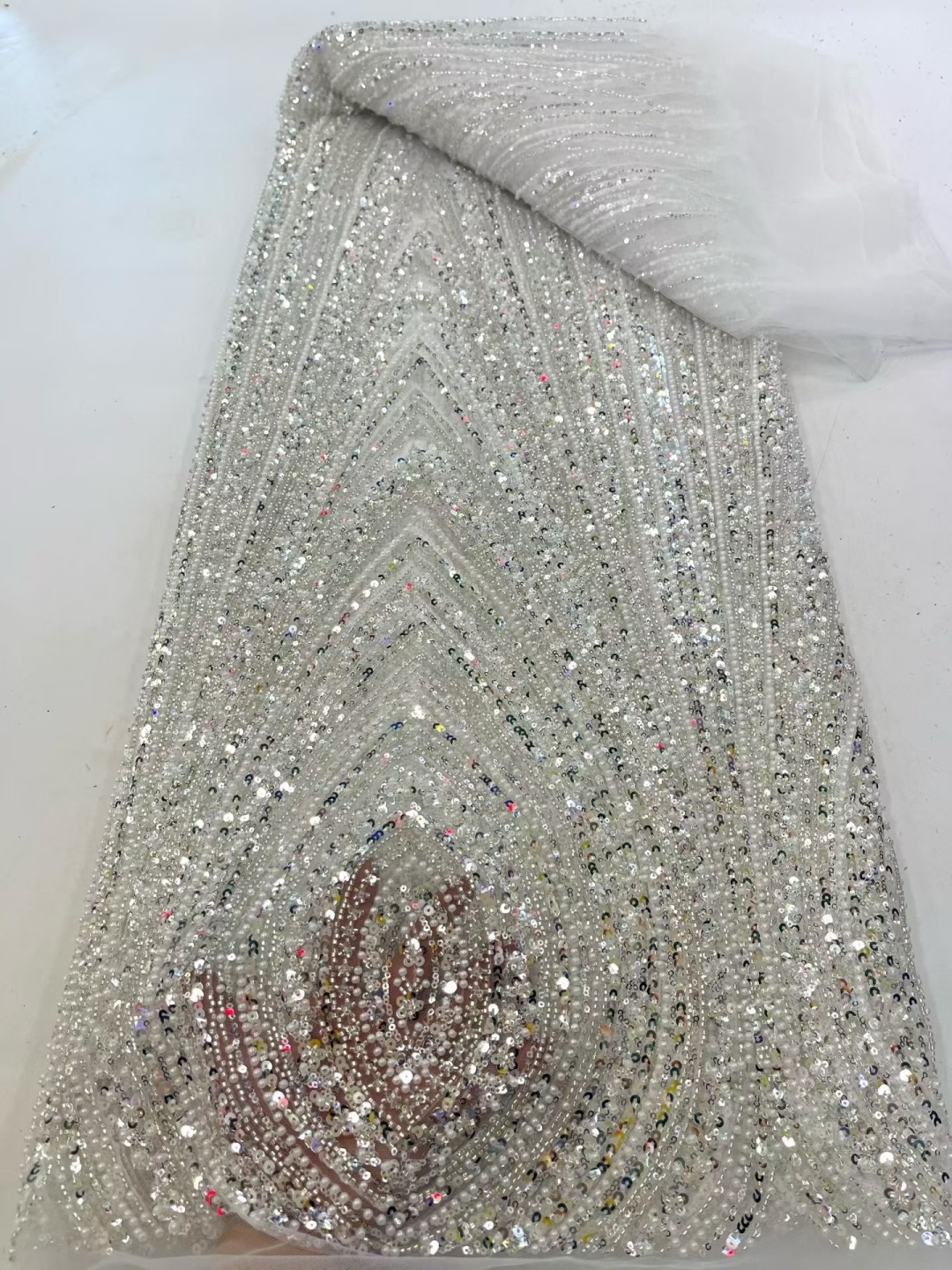 Unique Luxury Exquisite High-e - Embroidery Unique Design のレビューと価格