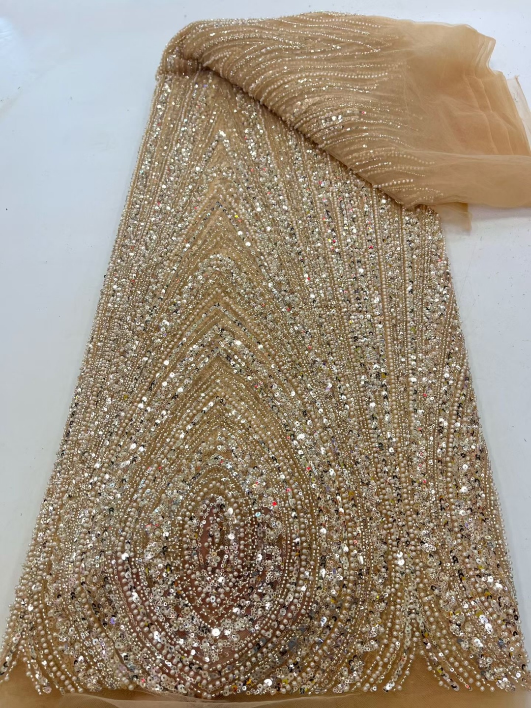Unique Luxury Exquisite High-e - Embroidery Unique Design のレビューと価格